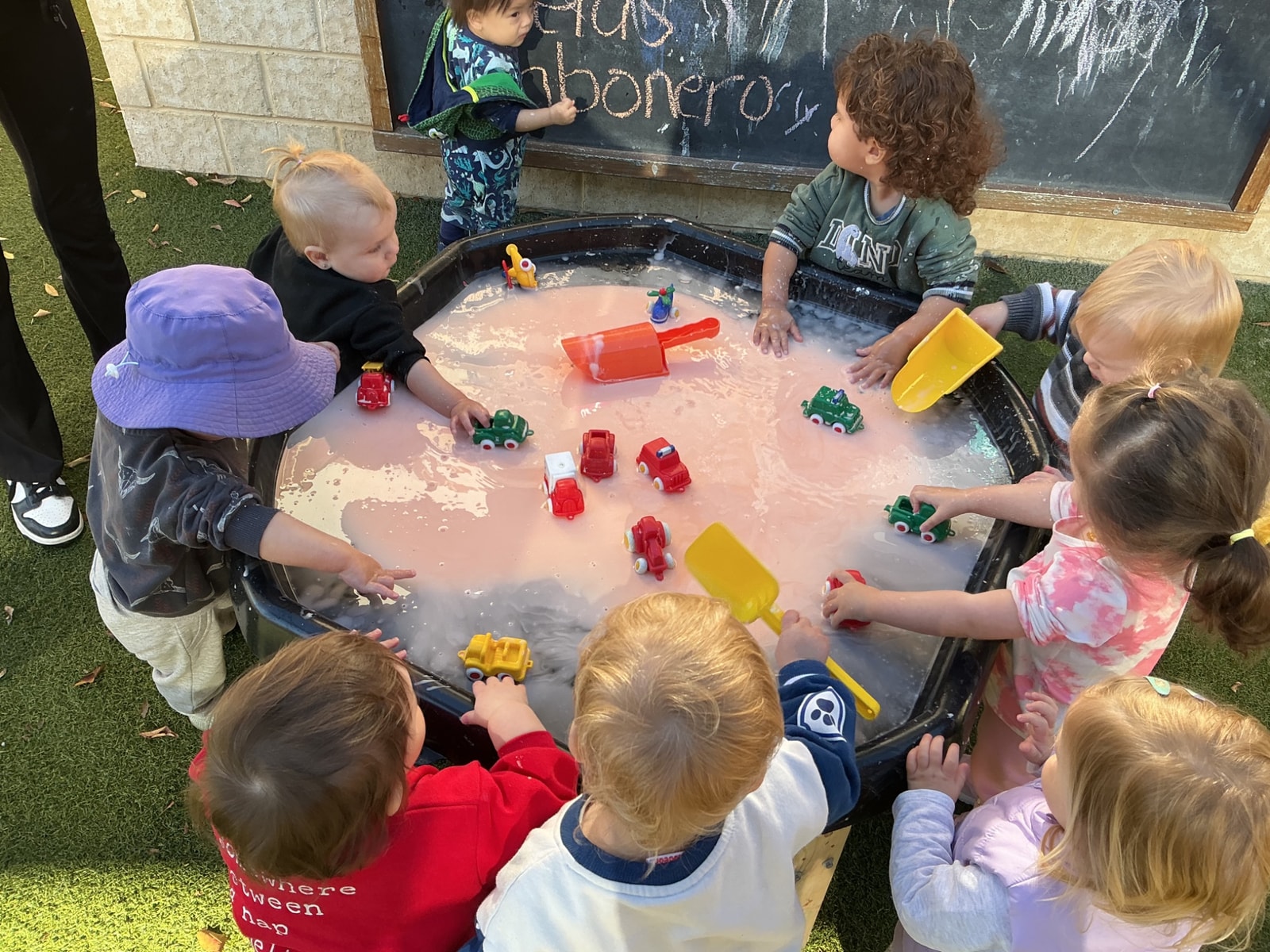 Art and messy play